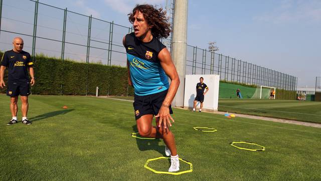 Puyol tham gia tập luyện